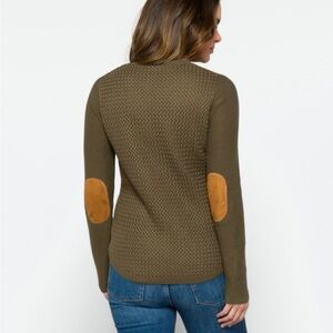 Two Lety and Me light fall sweaters size large